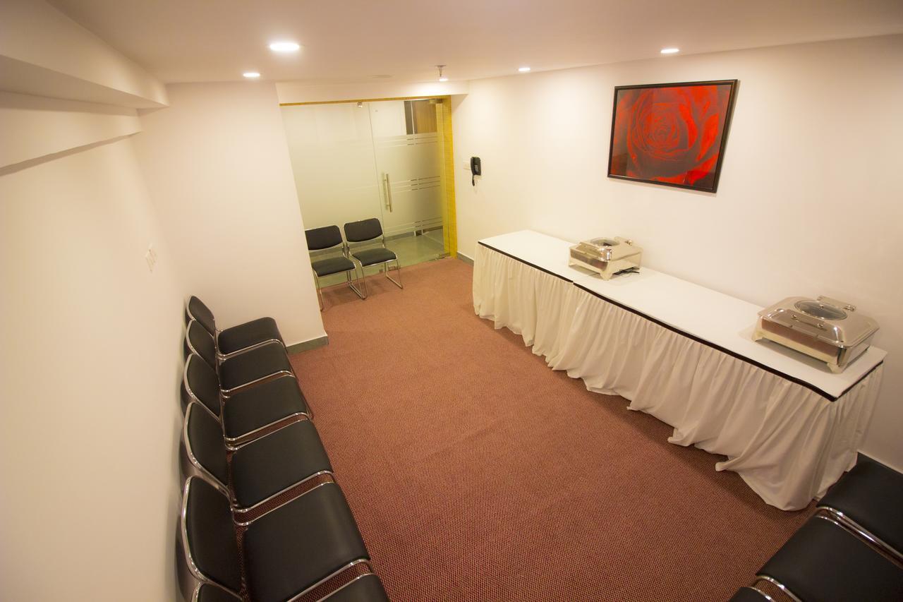 The Grace Kolkata Bagian luar foto